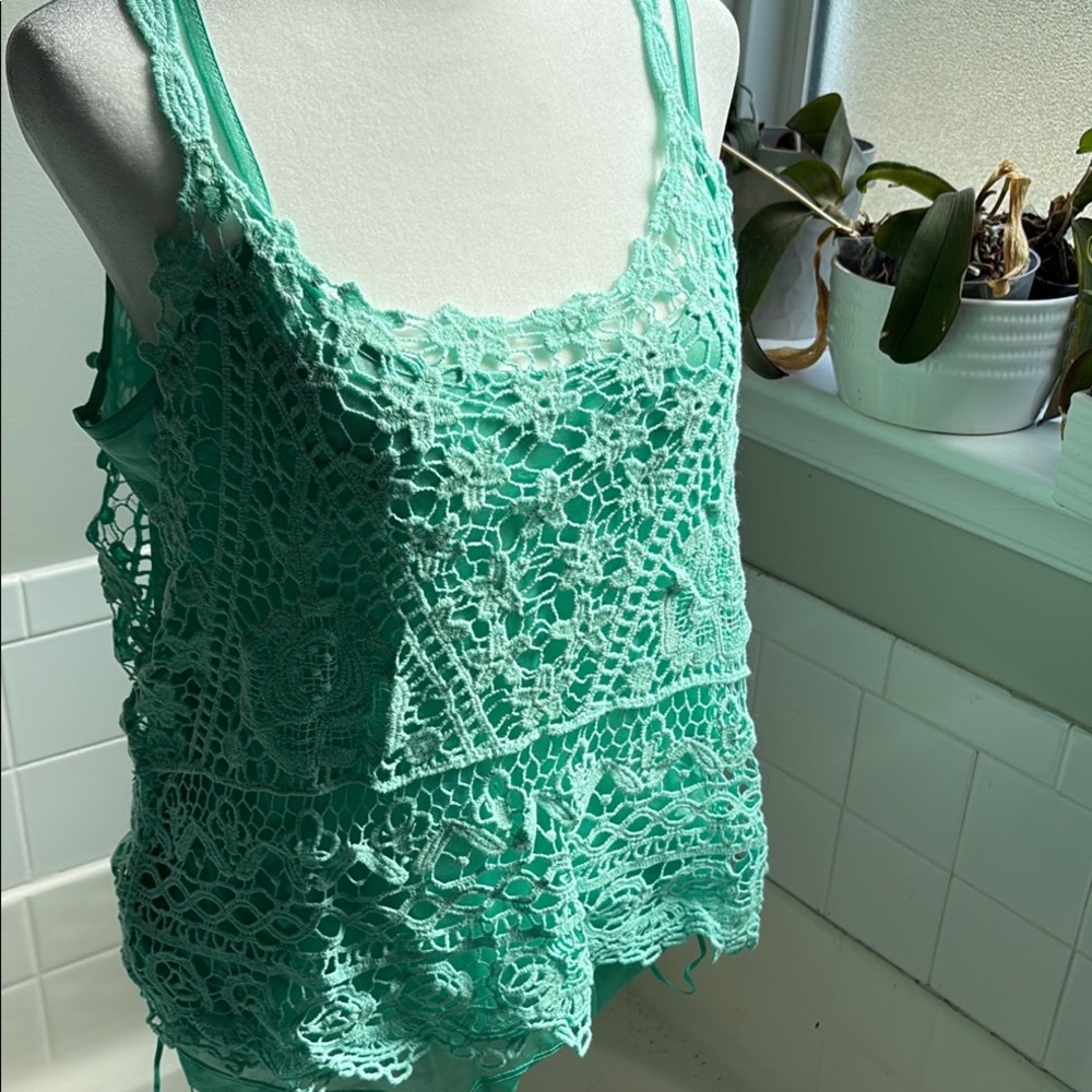 Charlie Paige Asymmetrical Cropped Green Tank Top